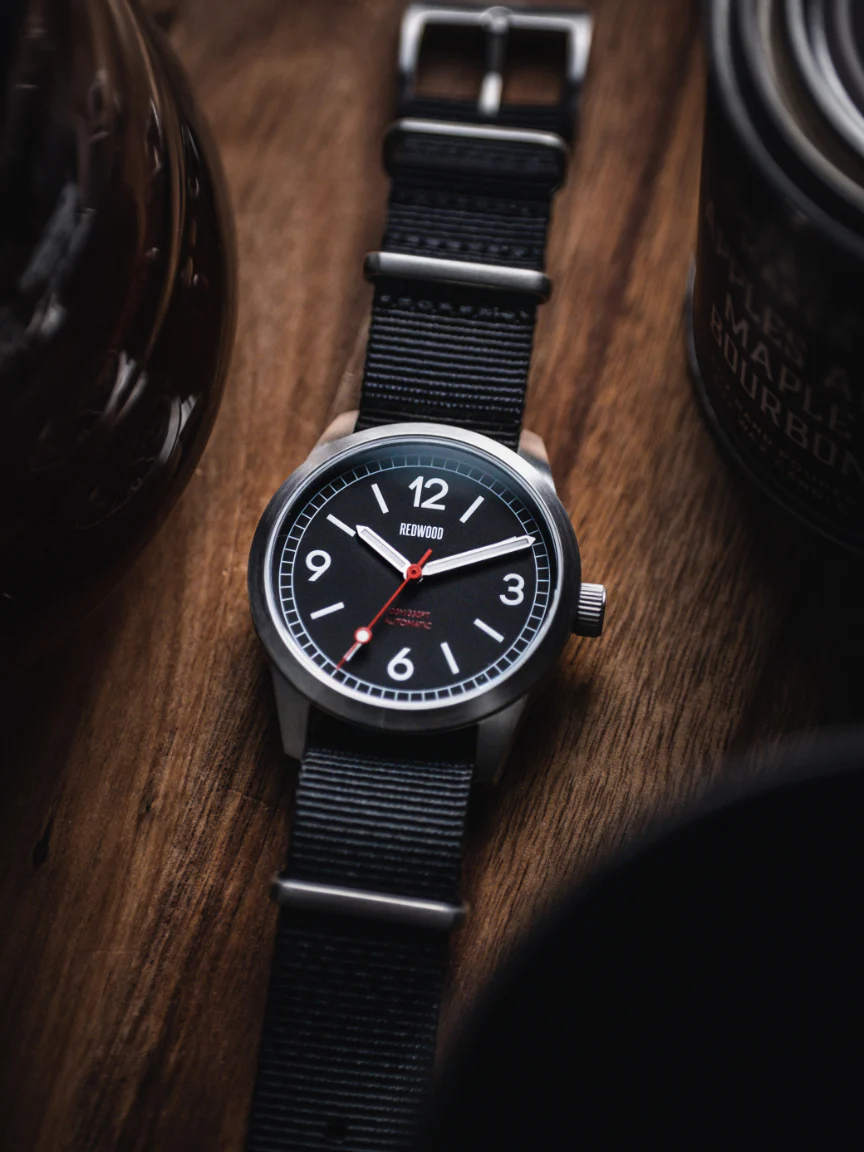 Field v3 - Black (Solar) - Image 8